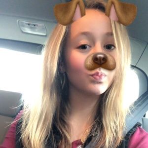 Meet your Posher, Hailey